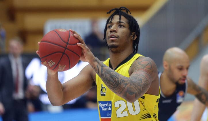 Ludwigsburg , Basketball easyCredit BBL Bundesliga , HAKRO Merlins Crailsheim vs. MHP Riesen Ludwigsburg , Desi Rodriguez ( Riesen )