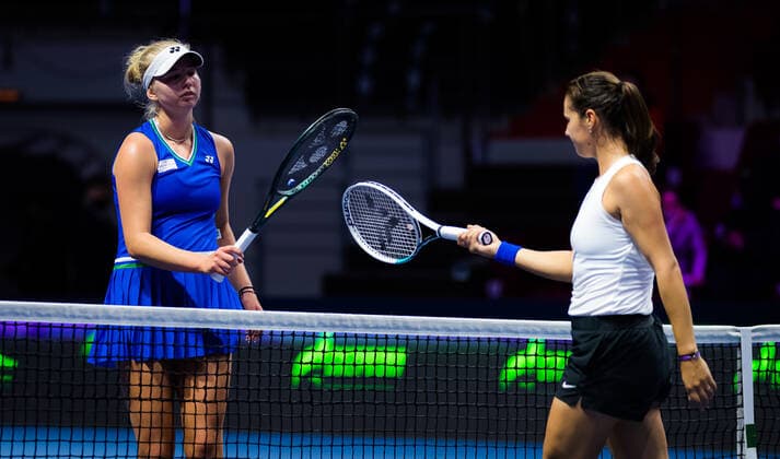 March 16, 2021, ST PETERSBURG, RUSSIA: Clara Tauson of Denmark & Daria Kasatkina of Russia in action during the first round of the 2021 St. Petersburg Ladies Trophy WTA, Tennis Damen 1000 tournament ST PETERSBURG RUSSIA - ZUMAa181 20210316_zaa_a181_074 Copyright: xRobxPrangex