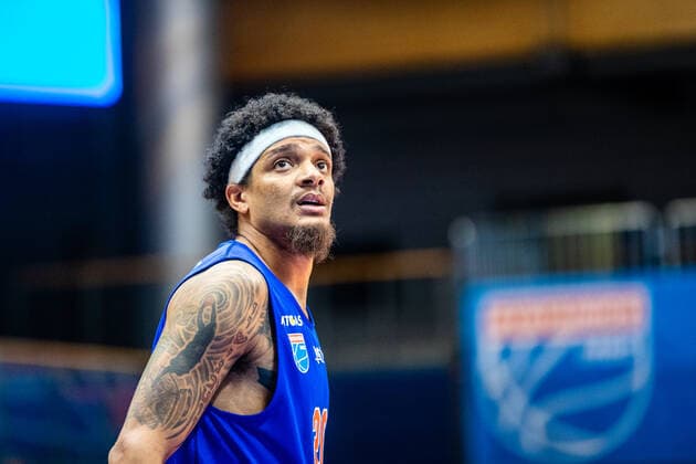 Deron Washinton ( 20 Syntainics MBC) waehrend der Begegnung Saison 2020-2021 (Herren) in der EasyCredit Bundesliga zwischen Syntainics MBC und Alba Berlin in der Stadthalle Weissenfels am 16. March 2021 in Weissenfels, Sachsen Anhalt, Deutschland