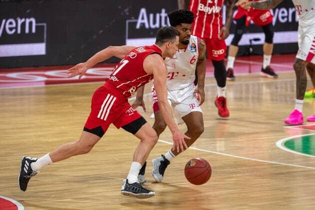 Zan Mark Sisko 31 (FC Bayern), Jalen Hudson 6 (Telekom Baskets Bonn), FC Bayern Basketball vs. Telekom Baskets Bonn, BBL, 16.03.2021 Muenchen Bayern Deutschland