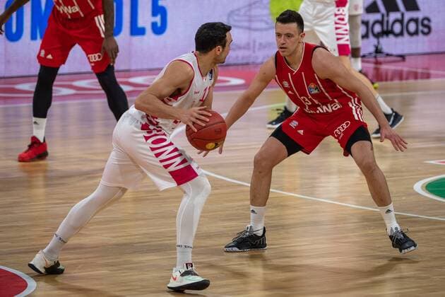 Anthony DiLeo 11 (Telekom Baskets Bonn), Zan Mark Sisko 31 (FC Bayern), FC Bayern Basketball vs. Telekom Baskets Bonn, BBL, 16.03.2021 Muenchen Bayern Deutschland