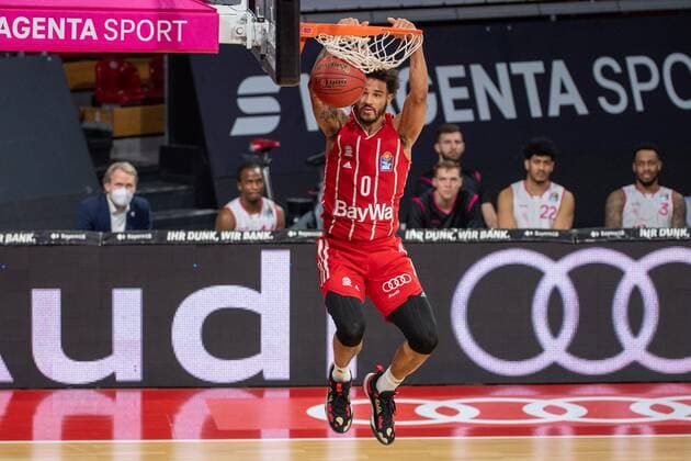 Nick Weiler-Babb 0 (FC Bayern), dunk, FC Bayern Basketball vs. Telekom Baskets Bonn, BBL, 16.03.2021 Muenchen Bayern Deutschland