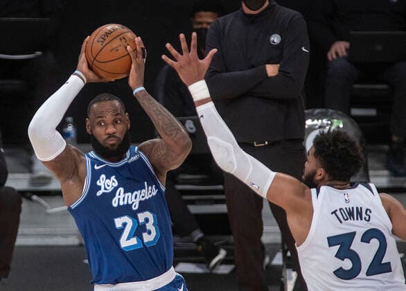 March 16, 2021, Los Angeles, California, USA: LeBron James 23 of the Los Angeles Lakers looks to pass the ball during their regular season NBA, Basketball Herren, USA game with the Minnesota Timberwolves on Tuesday March 16, 2021 at the Staples Center in Los Angeles, California. Lakers defeat Timberwolves, 137-121. PI Los Angeles USA - ZUMAp124 20210316_zaa_p124_036 Copyright: xJAVIERxROJASx