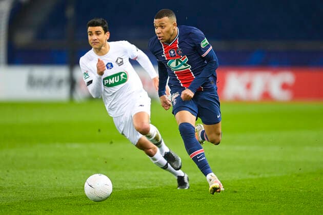Kylian Mbappe (PSG) FOOTBALL : PSG vs LOSC - 1 8 finale coupe de france - 17 03 2021 JBAutissier Panoramic 