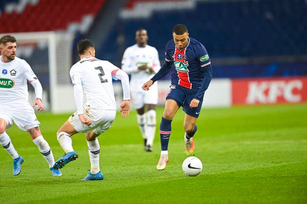 Kylian Mbappe (PSG) FOOTBALL : PSG vs LOSC - 1 8 finale coupe de france - 17 03 2021 JBAutissier Panoramic 
