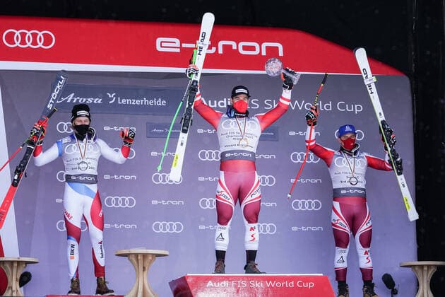 18.03.2021, Lenzerheide, Lenzerheide, Audi FIS Ski Weltcup Lenzerheide: Super G Siegerehrung, Vincent Kriechmayr (Österreich) gewinnt vorzeitig den Super-G-Weltcup. 2. Platz geht and Marco Odermatt (Schweiz, links) und 3. Platz and Matthias Mayer (Österreich). Lenzerheide Lenzerheide Graubünden Schweiz Copyright: xJustPictures.ch JarixPestelaccix
