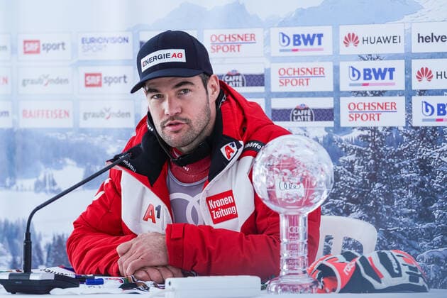 18.03.2021, Lenzerheide, Lenzerheide, Audi FIS Ski Weltcup Lenzerheide: Super G Siegerehrung, Vincent Kriechmayr (Österreich) gewinnt vorzeitig den Super-G-Weltcup Lenzerheide Lenzerheide Graubünden Schweiz Copyright: xJustPictures.ch JarixPestelaccix