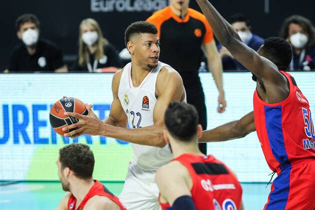 March 18, 2021, MADRID, MADRID, SPAIN: Walter Samuel Tavares da Veiga of Real Madrid and Michael Eric of CSKA Moscow in action during Euroleague basketball match played between Real Madrid and PBC CSKA Moscow at Wizink Center stadium on March 18, 2021 in Madrid, Spain. MADRID SPAIN - ZUMAa181 20210318_zaa_a181_166 Copyright: xIrinaxR.xHipolitox
