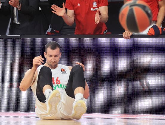 19.03.2021, EuroLeague, FC Bayern Basketball vs Anadolu Efes, Audi Dome Muenchen, im Bild: Paul Zipser (FCB Basketball)