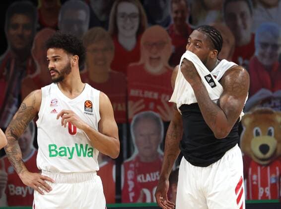 Enttaeuschung ¦ Bayerns 0 Nick WEILER-BABB und 8 Jalen REYNOLDS. Basketball, FC Bayern - Anadolu EFES, Euroleague, Saison 2020-2021, am 19.3.2021 in Muenchen, A U D I D O M E, Deutschland. Quelle Copyright Credit : Oryk HAIST