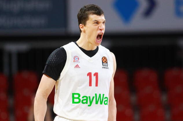 11 Vladimir Lucic (FCBB) Jubelt, Jubelschrei, Begeisterung, schreit, lautstark Basketball, EuroLeague, FC Bayern München vs. Anadolu Efes Istanbul, Audi Dome, 19.03.2021 FOTO: Mladen Lackovic LakoPress