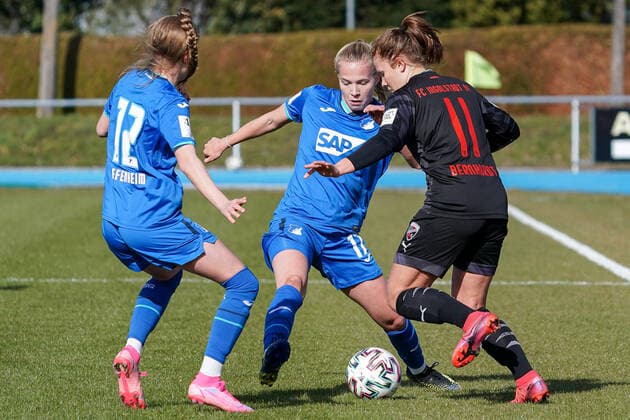 v.li.: Karla Görlitz (TSG II, 12), Celina Degen (TSG II, 17), Emilie Bernhardt (FCI, 11), Zweikampf, Spielszene, Duell, duel, tackle, tackling, Dynamik, Action, Aktion, 20.03.2021, Sinsheim (Deutschland), Fussball, 2. Frauen-Bundesliga Süd, TSG 1899 Hoffenheim II (U20) - FC Ingolstadt, DFB DFL REGULATIONS PROHIBIT ANY USE OF PHOTOGRAPHS AS IMAGE SEQUENCES AND OR QUASI-VIDEO.