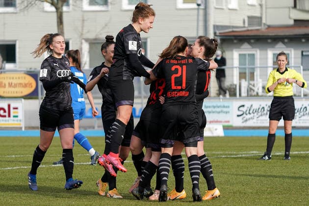 Spielerinnen vom FC Ingolstadt 04, jubeln über das Tor zum 1:3, Jubel, Torjubel, Torerfolg, celebrate the goal, goal, celebration, Jubel ueber das Tor, optimistisch, Spielszene, Highlight, Action, Aktion, 20.03.2021, Sinsheim (Deutschland), Fussball, 2. Frauen-Bundesliga Süd, TSG 1899 Hoffenheim II (U20) - FC Ingolstadt, DFB DFL REGULATIONS PROHIBIT ANY USE OF PHOTOGRAPHS AS IMAGE SEQUENCES AND OR QUASI-VIDEO.