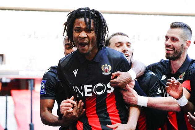 Joie - Khephren Thuram (OGC Nice) - Amine Gouiri (OGC Nice) - Morgan Schneiderlin (OGC Nice) FOOTBALL : OGC Nice vs Marseille - Ligue 1 Uber Eats - Nice - 20 03 2021 NorbertScanella PanoramiC 