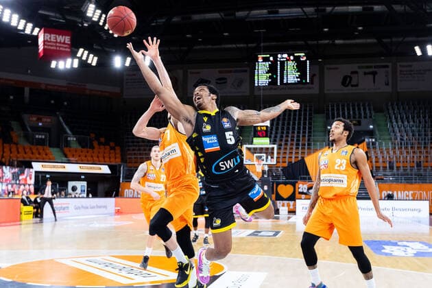 Barry Brown Jr. (MHP Riesen Ludwigsburg 05) GER, Ratiopharm Ulm vs. MHP Riesen Ludwigsburg, easycredit 1.Bundesliga Basketball, 24.Spieltag, Saison 2020 21, 20.03.2021 Ratiopharm Ulm vs. MHP Riesen Ludwigsburg, 1.Basketball Bundesliga Neu-Ulm Copyright: xEibner-Pressefoto RogerxBuerkex EP_EER
