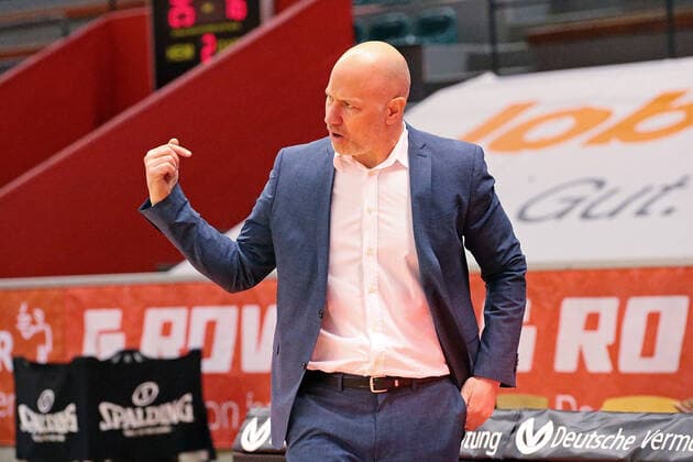 20.03.2021, xovx, Basketball BBL, JobStairs Gießen 46ers - s. Oliver Würzburg Trainer Denis Wucherer (s. Oliver Würzburg) Gießen Sporthalle Gießen-Ost Hessen Deutschland (DE)
