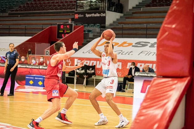 easyCredit Basketball Bundesliga; JobStairs Giessen 46ers - s.Oliver Wuerzburg, 20.03.21 Tyson Ward ( 3 Wuerzburg), Sporthalle Giessen-Ost Giessen, 20.03.21 Copyright: xBEAUTIFULxSPORTS Roeczeyx