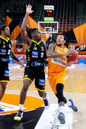 Troy Caupain (Ratiopharm Ulm 23), GER, Ratiopharm Ulm vs. MHP Riesen Ludwigsburg, easycredit 1.Bundesliga Basketball, 24.Spieltag, Saison 2020 21, 20.03.2021 Ratiopharm Ulm vs. MHP Riesen Ludwigsburg, 1.Basketball Bundesliga Neu-Ulm Copyright: xEibner-Pressefoto RogerxBuerkex EP_EER