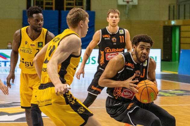 , Courtney Stockard (Wiha Panthers Schwenningen 0) ¨¨¨Tigers Tübingen vs. Wiha Panthers , 2. Basketball, Bundesliga, Pro A, Barmer 2 Basketball, Spieltag 7, Spielzeit 2020 2021, 20.03.2021, ¨¨ Tigers Tübingen - wiha Panthers, Basketball, 2. Bundesliga, Barmer 2 Basketball, Spieltag 7, Spielzeit 2020 2021, 20.01.2021 Rottenburg am Neckar Copyright: xNinaxSander xEibnerxPressefotoxIx EP_NSR
