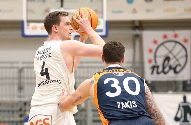 20.03.2021 - Basketball - Saison 2019 2020 - 2. Bundesliga Pro-A - 27. Spieltag: Nürnberg Falcons Basketball Club NBC - Rostock Seawolves - DaMa - Moritz Sanders (4, Nürnberg Falcons BC NBC ) Ronalds Takis (30, Rostock Seawolves )