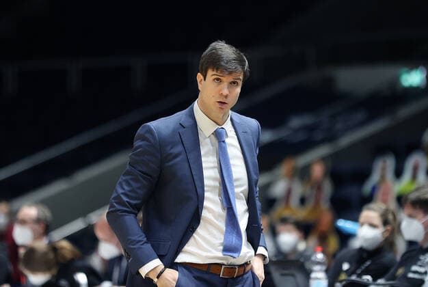 Headcoach Pedro Calles (Hamburg Towers)