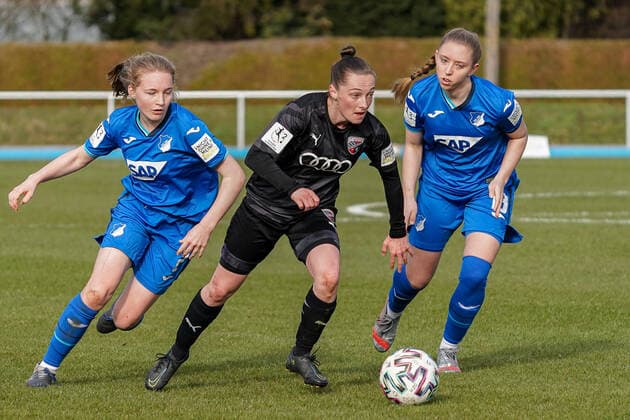 v.li.: Linette Hofmann (TSG II, 2), Vanessa Haim (FCI, 13), Lisa Drexler (TSG II, 13), Zweikampf, Spielszene, Duell, duel, tackle, tackling, Dynamik, Action, Aktion, 20.03.2021, Sinsheim (Deutschland), Fussball, 2. Frauen-Bundesliga Süd, TSG 1899 Hoffenheim II (U20) - FC Ingolstadt, DFB DFL REGULATIONS PROHIBIT ANY USE OF PHOTOGRAPHS AS IMAGE SEQUENCES AND OR QUASI-VIDEO.