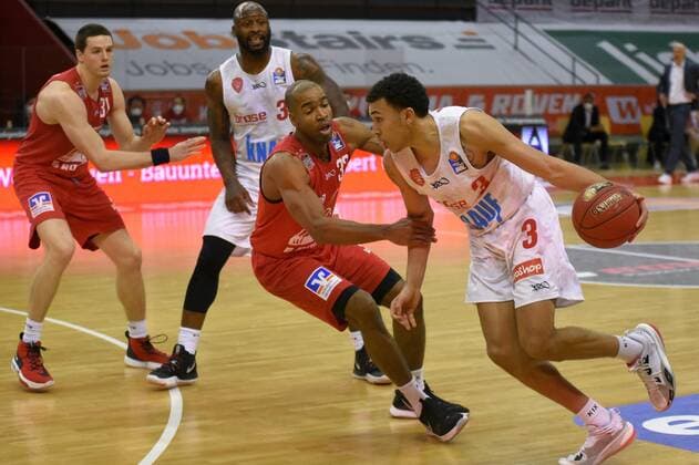 v.l., Brandon Thomas (Giessen 33), Tyson Ward (Wuerzburg 3) GER, Basketball BBL 1. Liga, Giessen gegen Wuerzburg, 20.03.2021 Giessen Copyright: xEibnerxPressefotox xRalphxLehmbergx