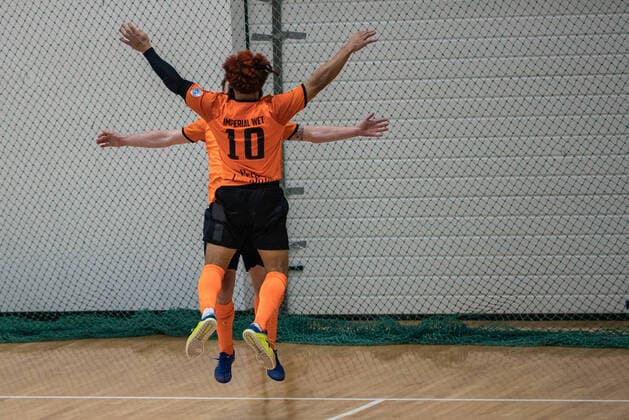 Bilder des Jahres 2021, Sport 03 März Sport Themen der Woche KW11 Sport Bilder des Tages Futsal Players Imperial Wet happy after scoring,Futsal, Autobergamo Deva- Imperial Wet 1-2, Miercurea Ciuc, Eross. Zsolt Arena Miercurea Ciuc RO Copyright: xZsoltxHalmagyix
