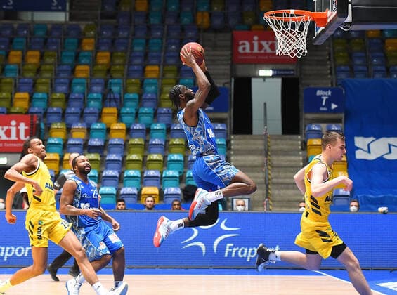 21.03.2021, xhbx, Basketball BBL Bundesliga, Frankfurt Skyliners - Alba Berlin emspor, v.l. Matt Mobley (Fraport Skyliners Frankfurt) (DFL DFB REGULATIONS PROHIBIT ANY USE OF PHOTOGRAPHS as IMAGE SEQUENCES and or QUASI-VIDEO) Frankfurt am Main