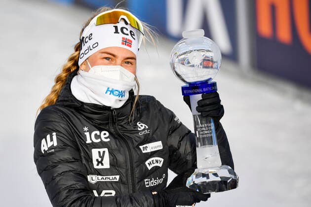 Ingrid Landmark Tandrevold of Norway pose with the trophy after winning the Women s World Cup Mass Start Score during the IBU World Cup Biathlon event in Ostersund, Sweden, on March 21, 2021. Photo Anders Wiklund TT code 10040