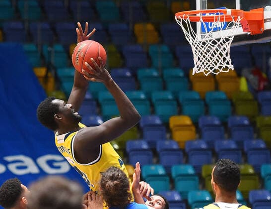 21.03.2021, xhbx, Basketball BBL Bundesliga, Frankfurt Skyliners - Alba Berlin emspor, v.l. Christ Koumadje (Alba Berlin) (DFL DFB REGULATIONS PROHIBIT ANY USE OF PHOTOGRAPHS as IMAGE SEQUENCES and or QUASI-VIDEO) Frankfurt am Main