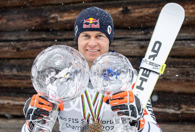 ALPINE SKIING - FIS WC Final Lenzerheide LENZERHEIDE,SWITZERLAND,21.MAR.21- ALPINE SKIING - FIS World Cup Final, slalom, men. Image shows Alexis Pinturault (FRA). Keywords: crystal globe, medal. GEPAxpictures xHaraldxSteiner