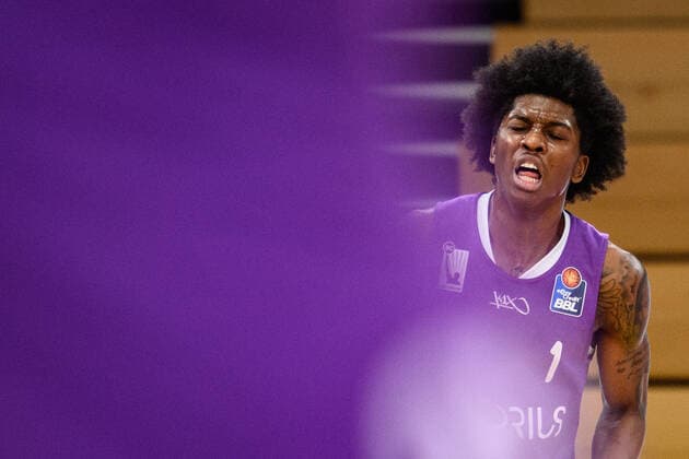 BG Göttingen - Telekom Baskets Bonn 21.03.2021, Basketball-Bundesliga easyCredit-BBL, Saison 2020 2021, Hauptrunde, 24. Spieltag, BG Göttingen - Telekom Baskets Bonn. Göttingens Deishuan Booker gestiikuliert. Göttingen Niedersachsen Deutschland