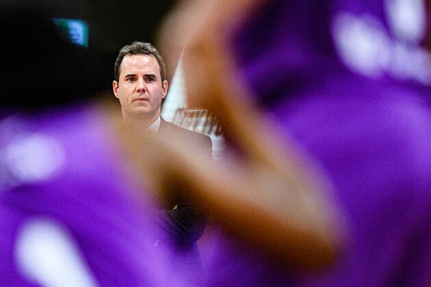 BG Göttingen - Telekom Baskets Bonn 21.03.2021, Basketball-Bundesliga easyCredit-BBL, Saison 2020 2021, Hauptrunde, 24. Spieltag, BG Göttingen - Telekom Baskets Bonn. Bonns Trainer William Voigt. Göttingen Niedersachsen Deutschland