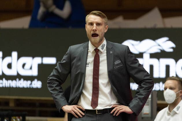 Tuomas Iisalo (Hakro Merlins, Head Coach)¨¨¨HAKRO Merlins Crailsheim vs. FC Bayern München, Basketball, Bundesliga, easy credit BBL, Spieltag 24, Spielzeit 2020 2021, 21.03.2021, ¨¨ HAKRO Merlins Crailsheim vs. FC Bayern München, Basketball, Bundesliga, easy credit BBL, Spieltag 24, Spielzeit 2020 2021, 21.03.2021 Ilshofen Copyright: xNinaxSander xEibnerxPressefotoxIx EP_NSR