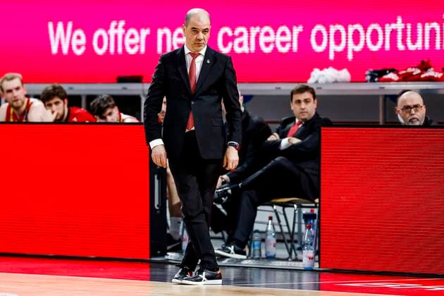 Coach Sergio Hernandez (Casademont Saragossa) Basketball Champions League 2020 21, Playoffs Spieltag 8, Brose Bamberg - Casademont Saragossa 23.03.2021, Bamberg, Brose Arena - Copyright: DanielxLöb
