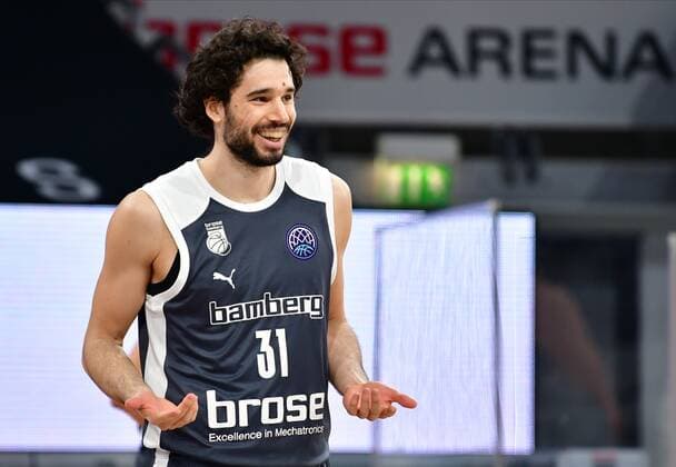 BAMBERG 23.03.2021 --- Basketball ---- Saison 2020-21 --- Basketball Championsleague --- Brose Bamberg - Casademont Zaragoza - - - Michele Vitali (31, Brose Bamberg) freut sich --- Foto: Hans-Martin Issler isslerimages ---- Brose Bamberg - Casademont Zaragoza