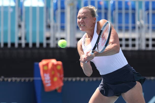 March 23, 2021, Miami Gardens, Florida, United States Of America: MIAMI GARDENS, FL - MARCH 23: Kaia Kanepi seen playing on day 2 of the Miami Open on March 23, 2021 at Hard Rock Stadium in Miami Gardens, Florida...People: Kaia Kanepi Miami Gardens United States Of America - ZUMAs214 20210323_zda_s214_084 Copyright: xSMGx