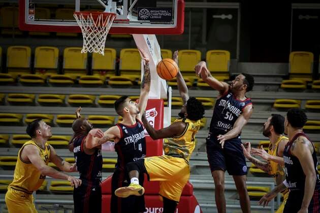 Daryl Macon 4 SIG Strasbourg vs AEK Basketball Champions League BASKET BALL : SIG Strasbourg vs AEK Athenes Basketball - Ligue des Champions - 23 03 2021 ElyxandroCEGARRA PANORAMIC 