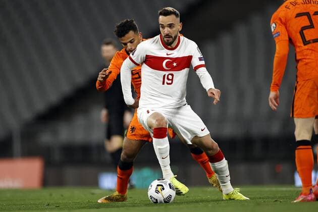 ISTANBUL - (lr) Owen Wijndal of Holland, Kenan Karaman of Turkye during the World Cup qualifying match between Turkey and the Netherlands at Ataturk Olimpiyat Stadium on March 24, 2021 in Istanbul, Turkey. ANP MAURICE VAN STEEN FIFA World Cup, WM, Weltmeisterschaft, Fussball 2021 Qualifier 2020 2021 xVIxANPxSportx xxANPxIVx *** ISTANBUL lr Owen Wijndal of Holland, Kenan Karaman of Turkye during the World Cup qualifying match between Turkey and the Netherlands at Ataturk Olimpiyat Stadium on March 24, 2021 in Istanbul, Turkey ANP MAURICE VAN STEEN FIFA World Cup 2021 Qualifier 2020 2021 xVIxANPxSportx xxANPxIVx 429526104