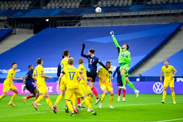 Georgiy Bushchan (Ukraine) vs Adrien Rabiot (France) FOOTBALL : France vs Ukraine - Eliminatoires coupe du Monde 2022 - 24 03 2021 JBAutissier Panoramic 