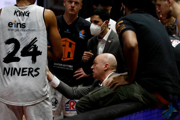 24.03.2021, easyCredit Basketball Bundesliga, BBL, Saison 2020 2021, Herren, Chemnitz Niners - Basketball Löwen Braunschweig Rodrigo Pastore (Headcoach), Niners Chemnitz Chemnitz Messe Chemnitz Sachsen Germany