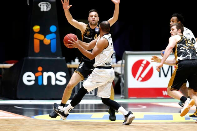 24.03.2021, easyCredit Basketball Bundesliga, BBL, Saison 2020 2021, Herren, Chemnitz Niners - Basketball Löwen Braunschweig Virgel Matthews, Niners Chemnitz Chemnitz Messe Chemnitz Sachsen Germany