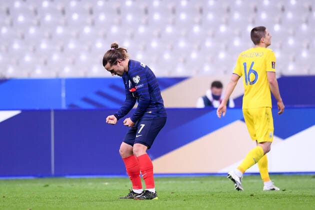 JOIE - FAIR PLAY - 07 ANTOINE GRIEZMANN (FRA) FOOTBALL : France vs Ukraine - Qualifications Coupe du Monde 2022 - 24 03 2021 FEP Panoramic 