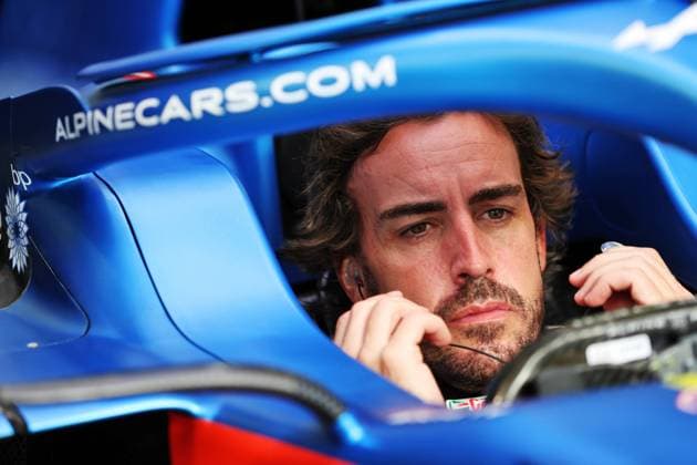 F1 Grand Prix of Bahrain 14 Fernando Alonso (ESP, Alpine F1 Team), F1 Grand Prix of Bahrain at Bahrain International Circuit on March 25, 2021 in Sakhir, Bahrain. (Photo by James Moy XPB Alpine F1 Team FIA Pool via HOCH ZWEI) Sakhir Bahrain Poolfoto HOCH ZWEI Pool XPB James Moy ,EDITORIAL USE ONLY