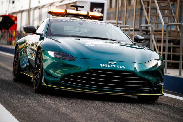 The new Aston Martin Safety Car during Formula 1 Gulf Air Bahrain Grand Prix 2021 from March 26 to 28, 2021 on the Bahrain International Circuit, in Sakhir, Bahrain FORMULE 1 : Grand prix du Bahrein - Sakhir - Preparation - 25 03 2021 DPPI Panoramic 