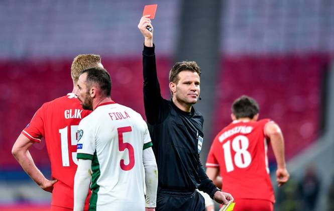 Sport Themen der Woche KW12 Sport Bilder des Tages 2021.03.25 Budapeszt Pilka nozna, reprezentacja, eliminacje mistrzostw swiata fifa qatar 2022 Wegry - Polska N z Felix Brych Attila Fiola Foto Pawel Andrachiewicz PressFocus 2021.03.25 Budapeszt Football, world cup qualifiation qatar 2022 Hungary - Poland Felix Brych Attila Fiola Credit: Pawel Andrachiewicz PressFocus NEWSPIX.PL --- Newspix.pl  20210325PF_PA211