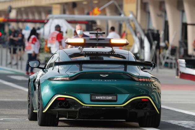 safety car, during Formula 1 Gulf Air Bahrain Grand Prix 2021 from March 26 to 28, 2021 on the Bahrain International Circuit, in Sakhir, Bahrain FORMULE 1 : Grand prix du Bahrein - Sakhir - Preparation - 25 03 2021 DPPI Panoramic 