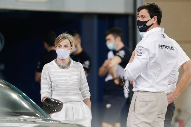WOLFF Toto (aut), Team Principal & CEO Mercedes AMG F1 GP, portrait and Susie Wolff, during Formula 1 Gulf Air Bahrain Grand Prix 2021 from March 26 to 28, 2021 on the Bahrain International Circuit, in Sakhir, Bahrain FORMULE 1 : Grand prix du Bahrein - Sakhir - Preparation - 25 03 2021 DPPI Panoramic 