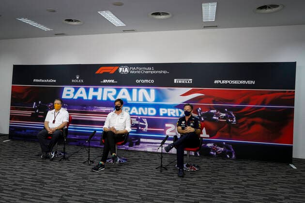 F1 Grand Prix of Bahrain Zak Brown (USA, McLaren F1 Team), Toto Wolff (AUT, Mercedes-AMG Petronas F1 Team), Christian Horner (GBR, Red Bull Racing), F1 Grand Prix of Bahrain at Bahrain International Circuit on March 26, 2021 in Sakhir, Bahrain. (Photo by Frederic Le Floc h DPPI FIA Pool via HOCH ZWEI) Sakhir Bahrain Poolfoto HOCH ZWEI Pool FrÃ dÃ ric Le Flo ,EDITORIAL USE ONLY